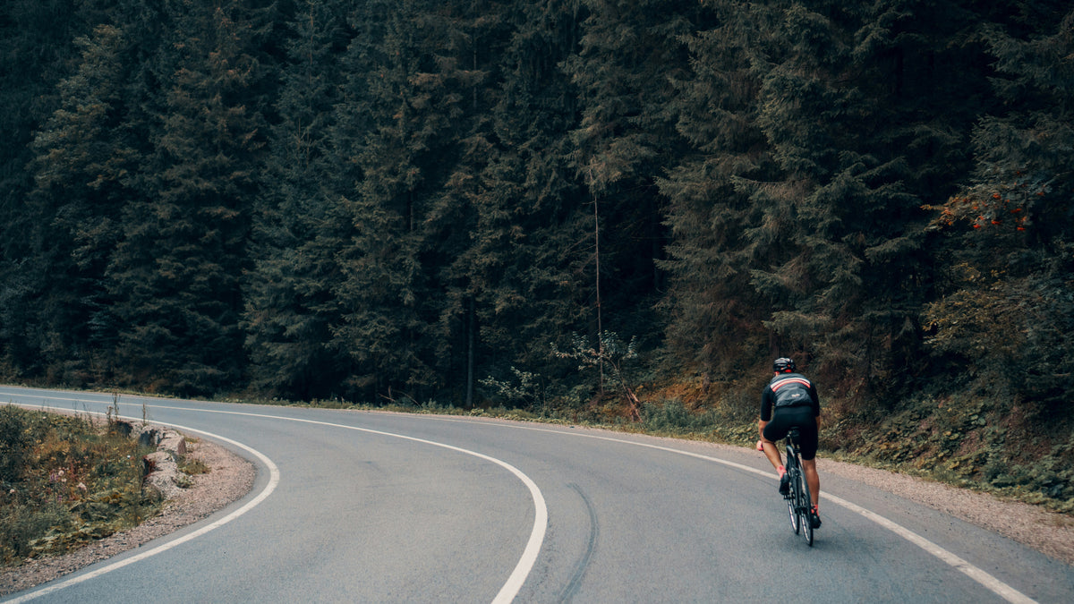 How to Set Cycling Goals for the New Year (and Track Your Progress)